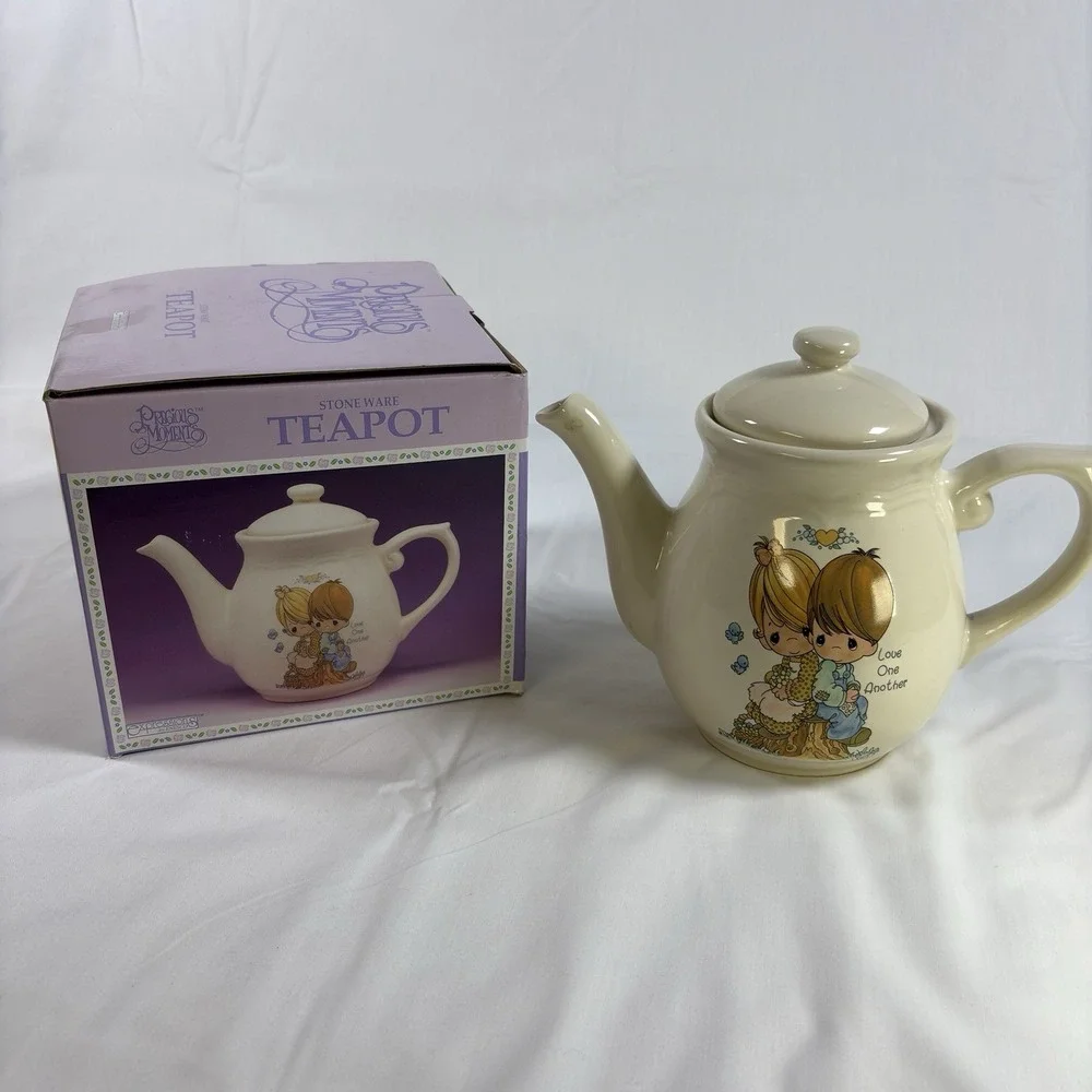 Vintage 1994 Precious Moments Love One Another Teapot Enesco Stoneware w/ Box